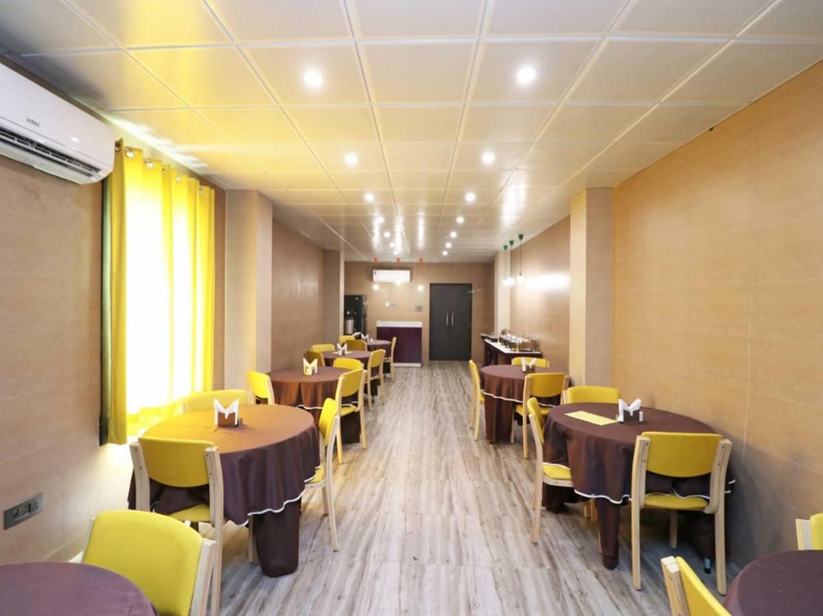 Ace Prime Hotel Greater Noida Zewnętrze zdjęcie